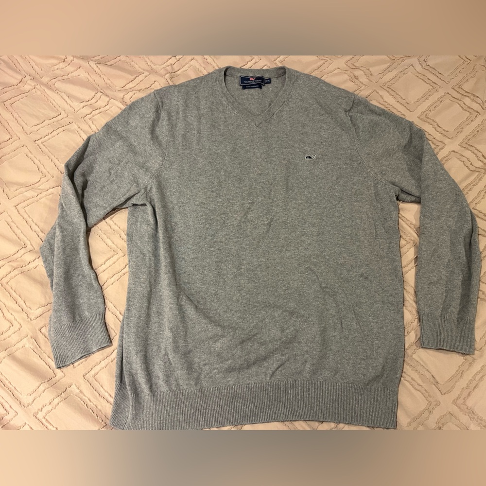 Vineyard Vines Men's Light Gray V-Neck Sweater